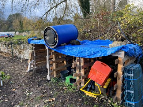 20251119 135650120 iOS abri tondeuses